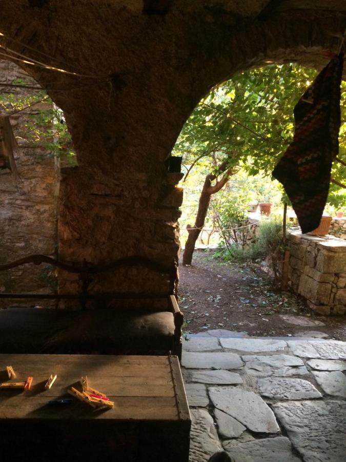 Medieval Village B&B Не Экстерьер фото