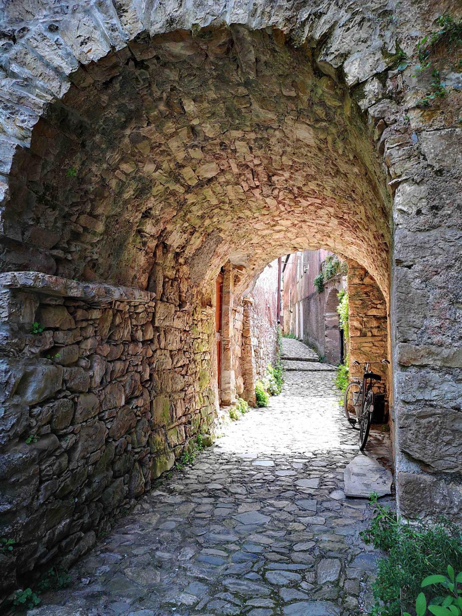 Medieval Village B&B Не Экстерьер фото